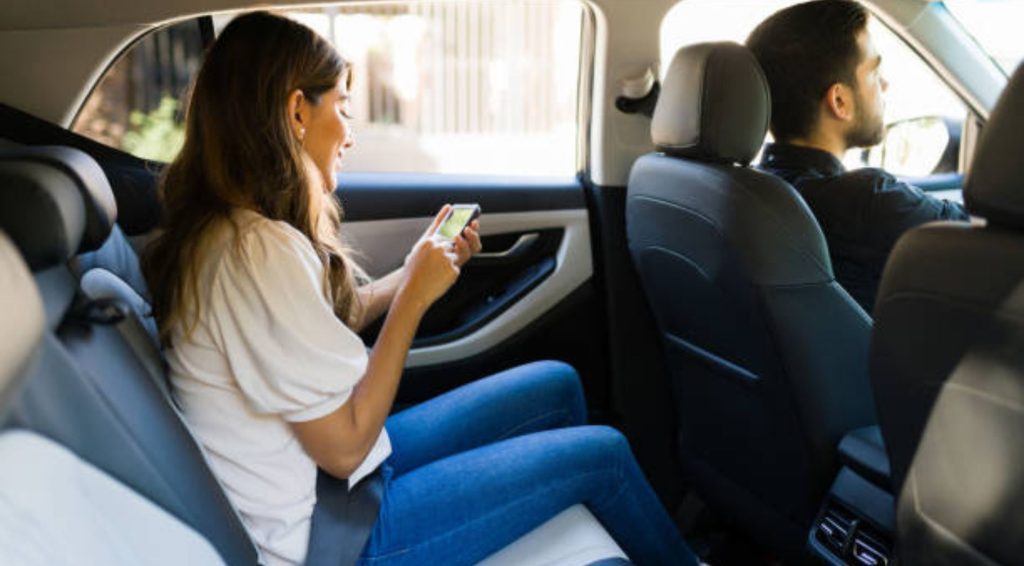 Taxis de aplicación en el AICM: Uber regresa con XXL en Travel & Life: Tu Guía de Viajes y Estilo de Vida Taxis de aplicación en el AICM: Uber regresa con XXL en Travel & Life: Tu Guía de Viajes y Estilo de Vida