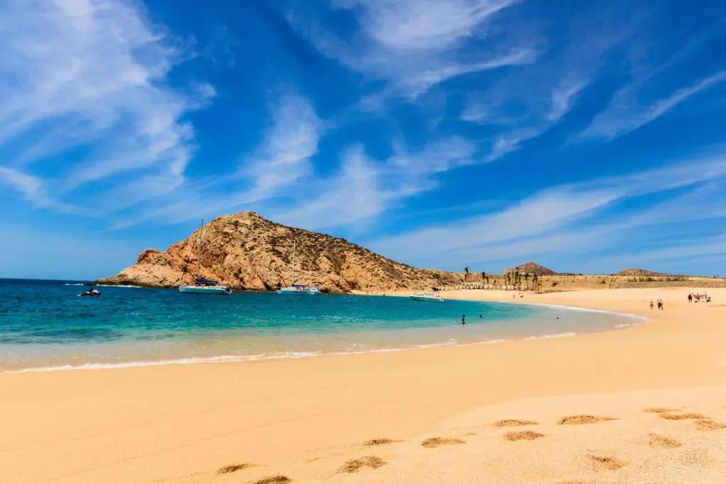 Playas con encanto y actividades imperdibles playas en los cabos