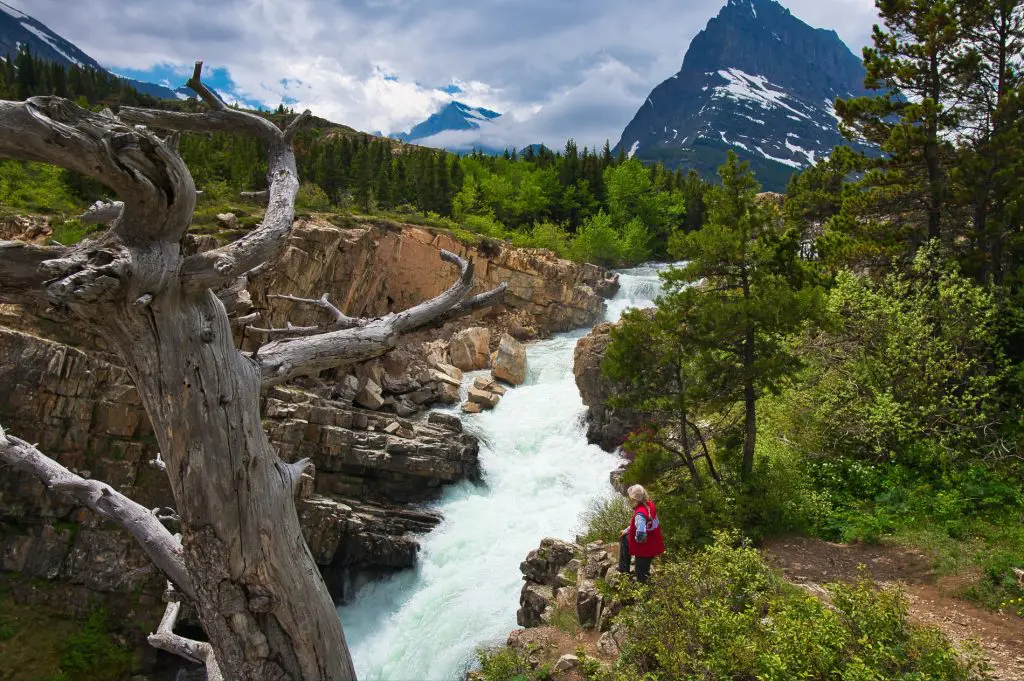 viaje sobre ruedas en autocaravana