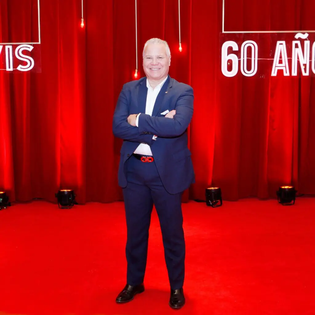 Avis 60 años en México. 