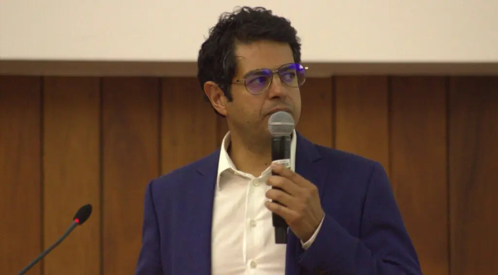 Expertos presentan los retos y oportunidades para el turismo en 2023