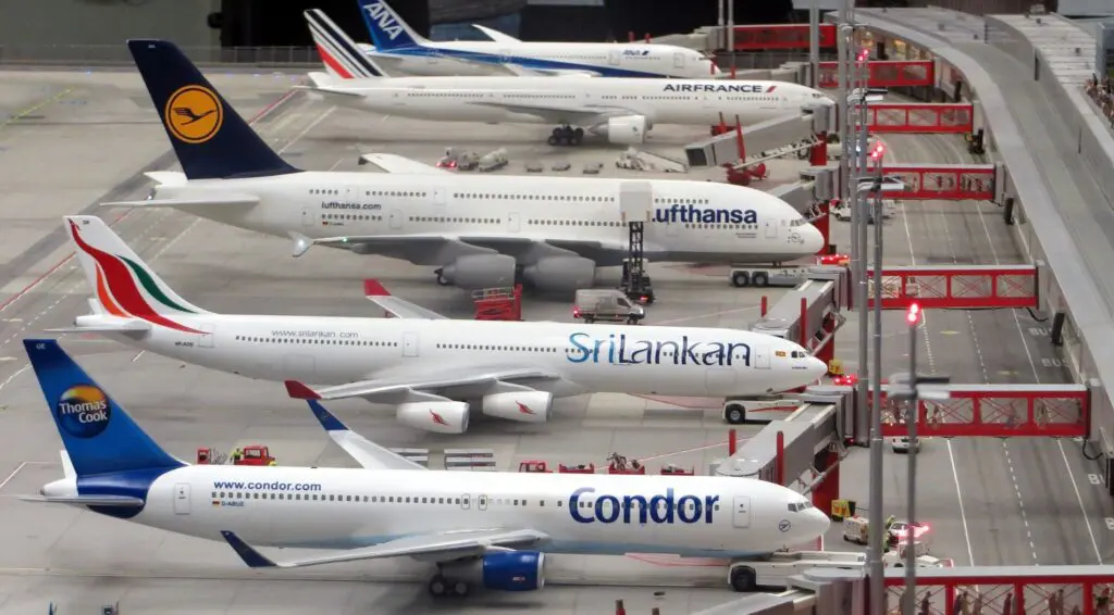 Aerolíneas de todo el mundo suspenden sus vuelos hacia Israel