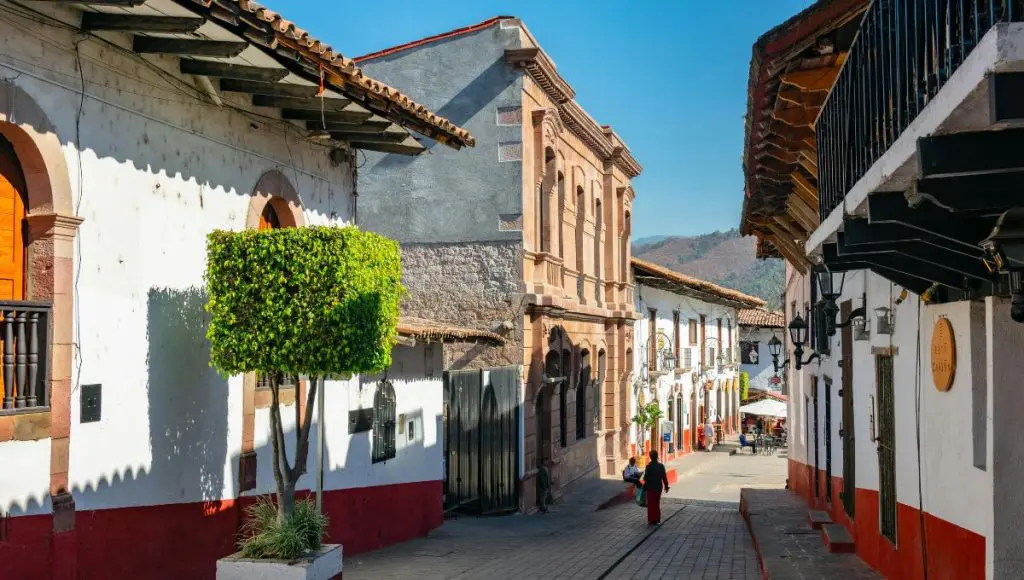 Secretaría de Turismo (Sectur) destaca avances en pueblos máginos
