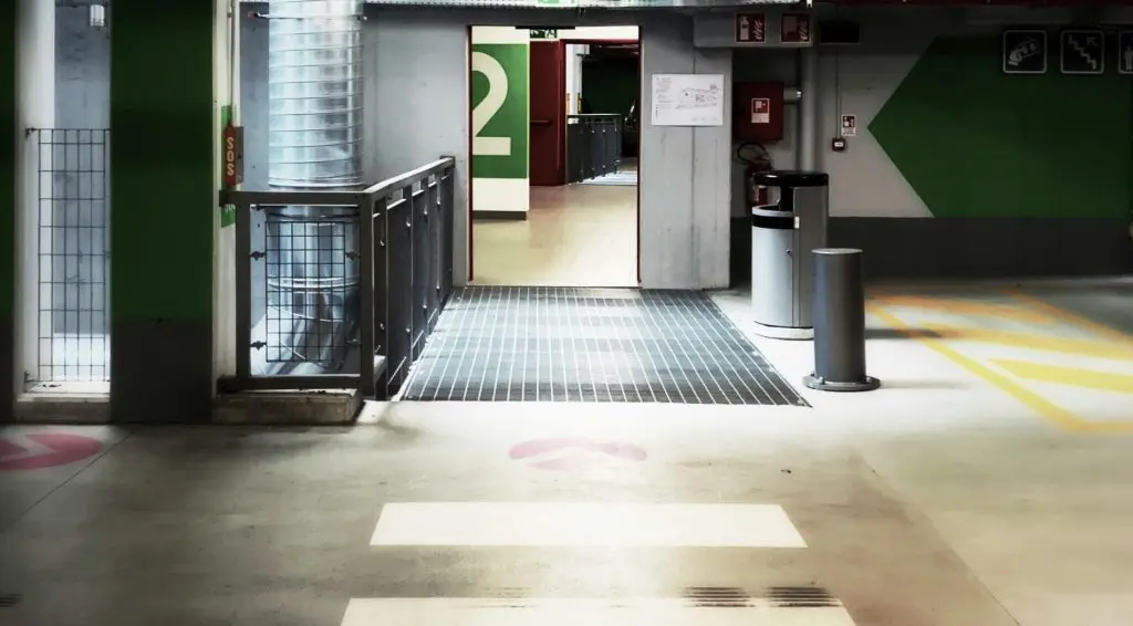 Estacionamiento en la terminal 1 y 2 del AICM