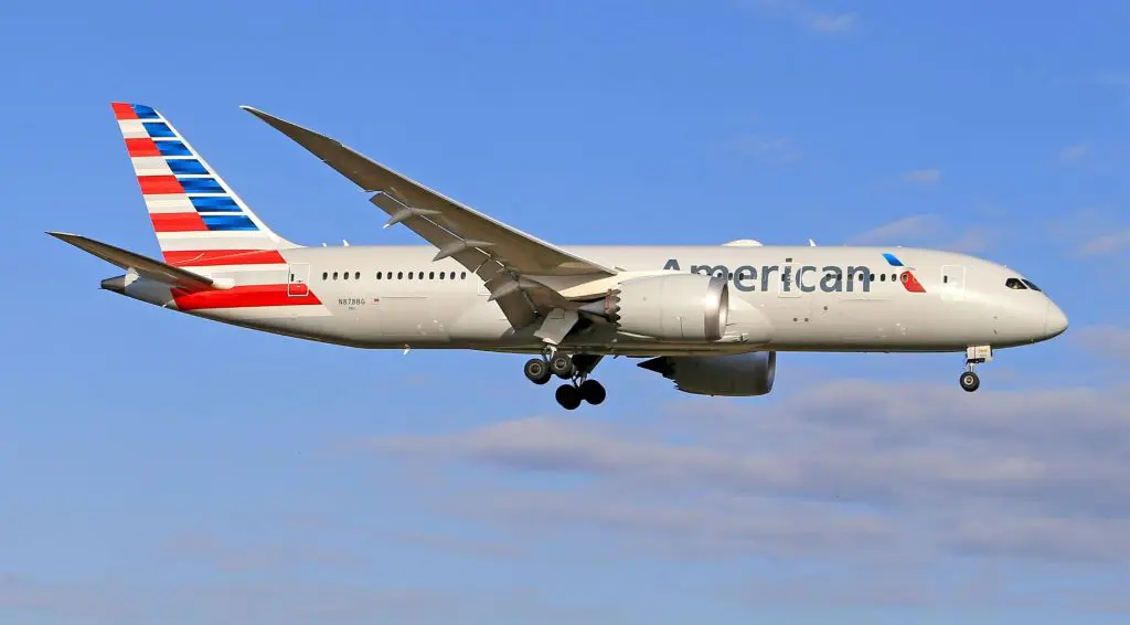 American Airlines prueba nueva tecnología para evitar que pasajeros se brinquen fila de abordaje