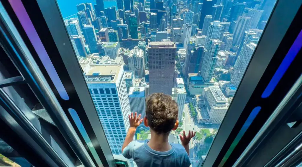 Nueva expansión en 360 CHICAGO: plataforma de observación en tres niveles y eventos con vistas al skyline Nueva expansión en 360 CHICAGO: plataforma de observación en tres niveles y eventos con vistas al skyline