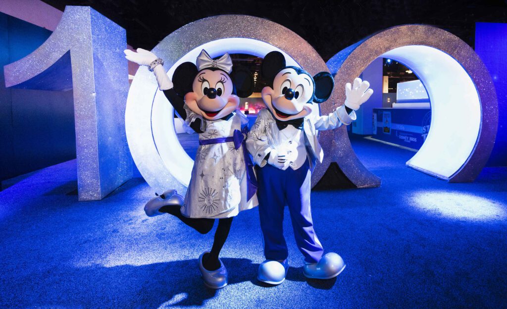 Disney100-Celebracion-Disneyland-Resort