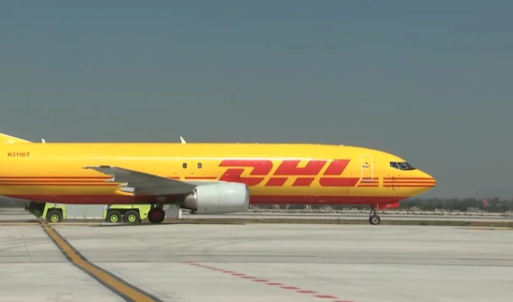 DHL realiza primer vuelo al AIFA