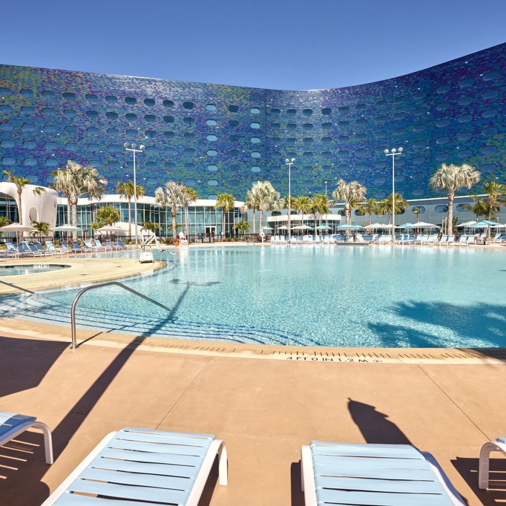 Universal Terra Luna Resort.