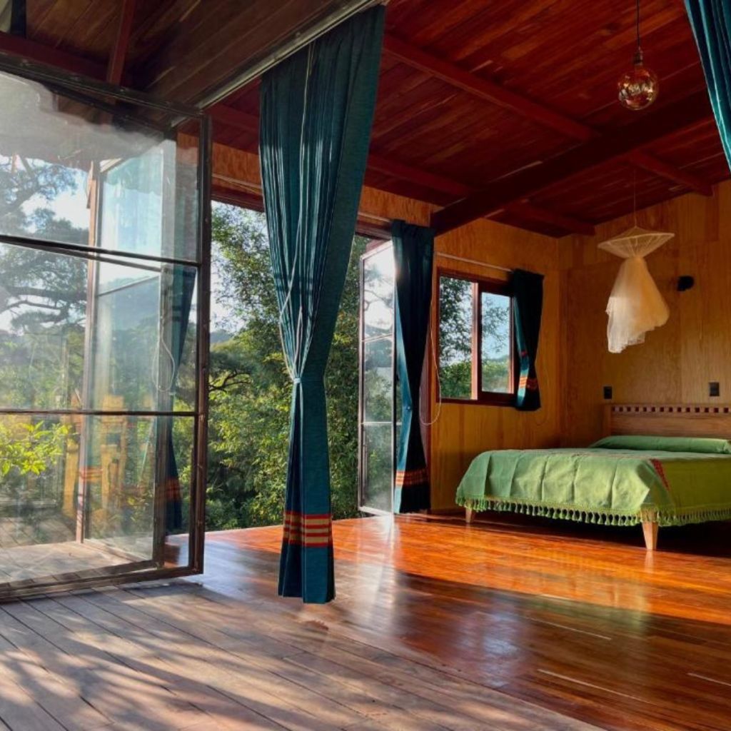 Hoteles pet friendly en Tepoztlán: Santuario Ave Fénix – Cabañas