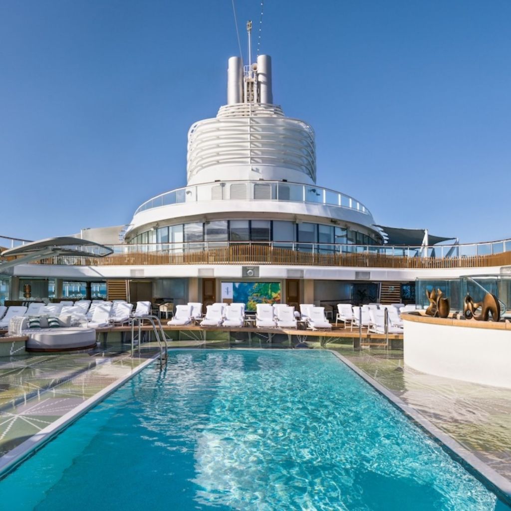 Solo adultos: una tendencia creciente en el mercado de cruceros de lujo. OCeania cruises 2026
