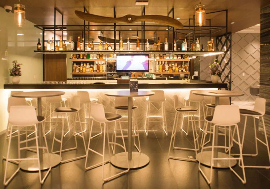 Costos y requisitos este 2026 para acceder a las salas VIP del AICM Costos y requisitos este 2026 para acceder a las salas VIP del AICM