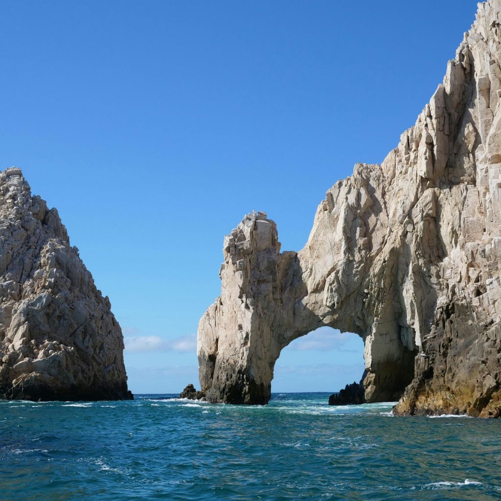 Los 7 destinos turísticos más seguros de México en 2026, según datos oficiales Los cabos